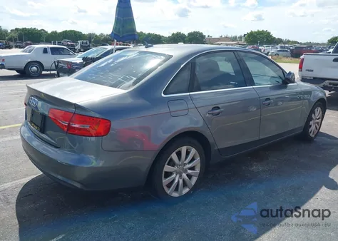 2013 Audi A4 2.0T Premium z USA, uszkodzony, nr VIN WAUAFAFL8DA162515